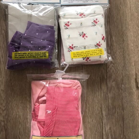 🎉1 hr sale🎉Gap PJ set - Picture 6 of 8
